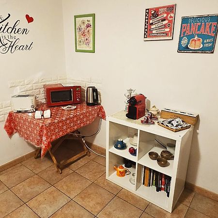 Bari Grand Central Apartment Bagian luar foto