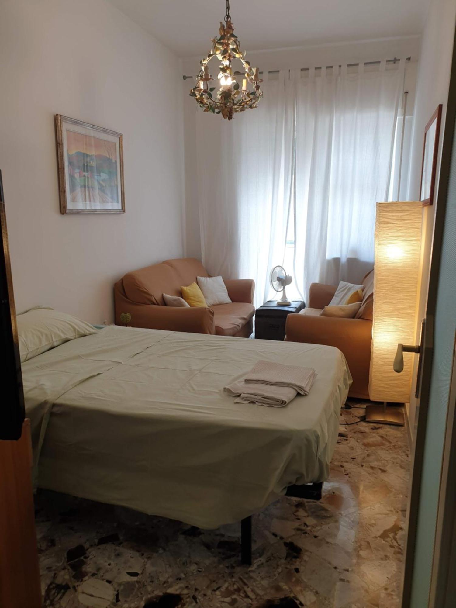 Bari Grand Central Apartment Bagian luar foto