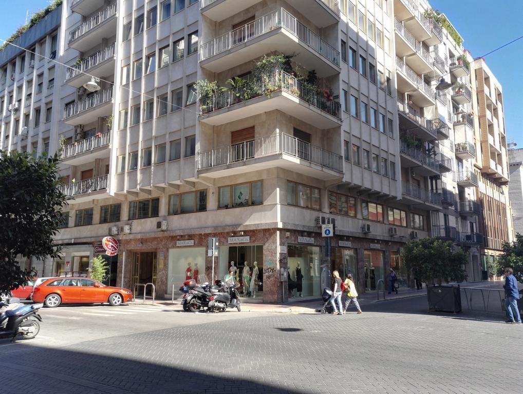Bari Grand Central Apartment Bagian luar foto