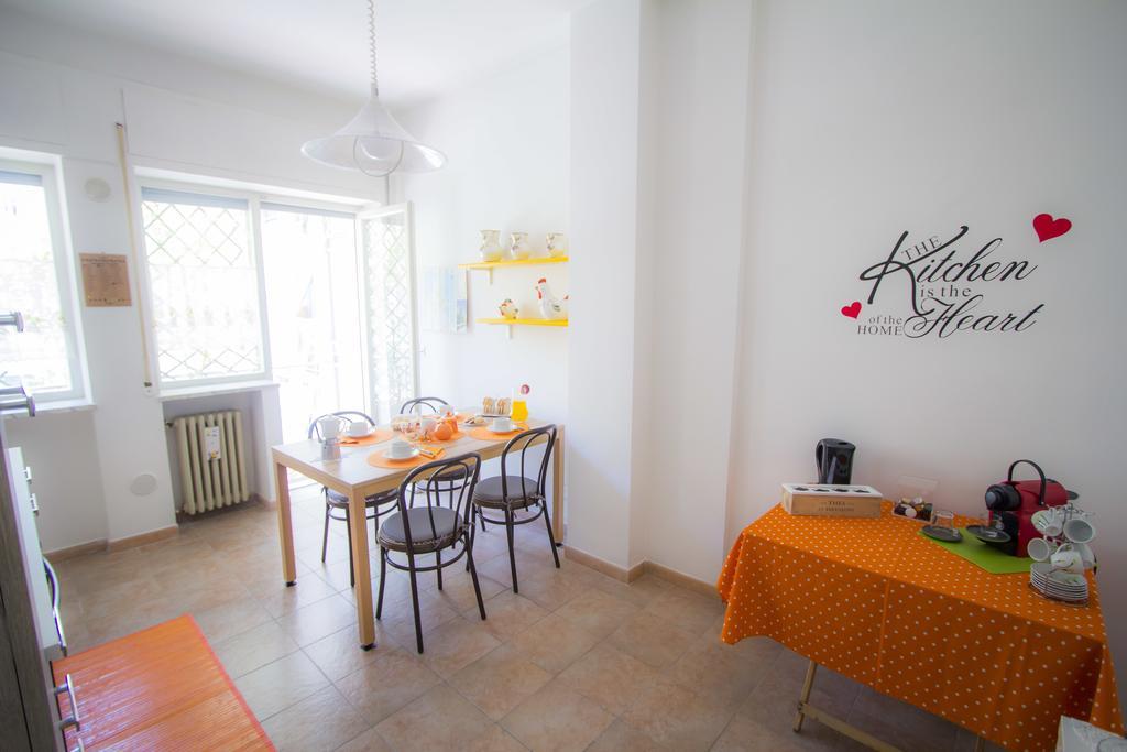 Bari Grand Central Apartment Bagian luar foto